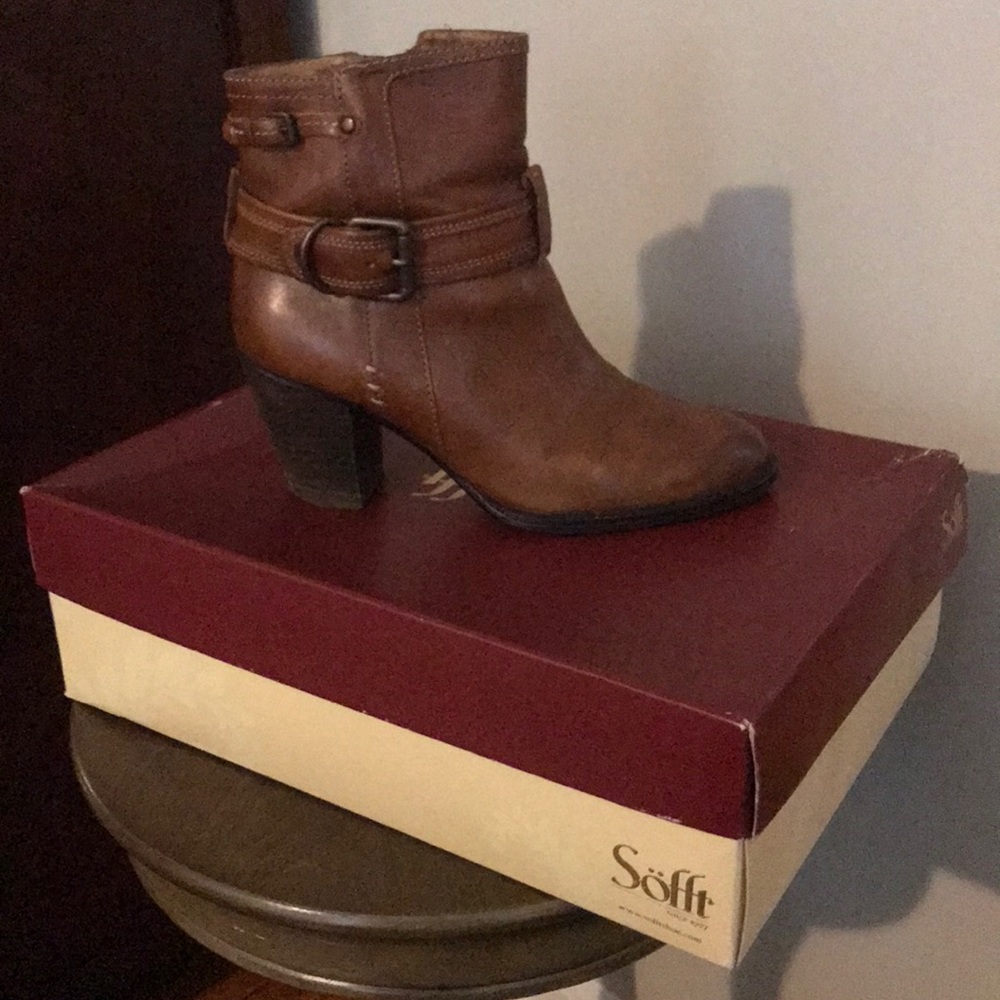 Used Sofft Wyoming Zip Ankle Boot, Sz 6